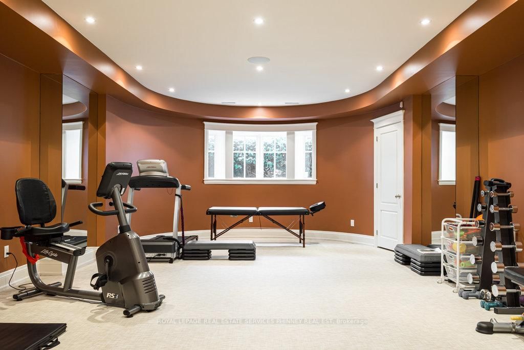 6 Ennisclare Drive W • Oakville, ON photo 34