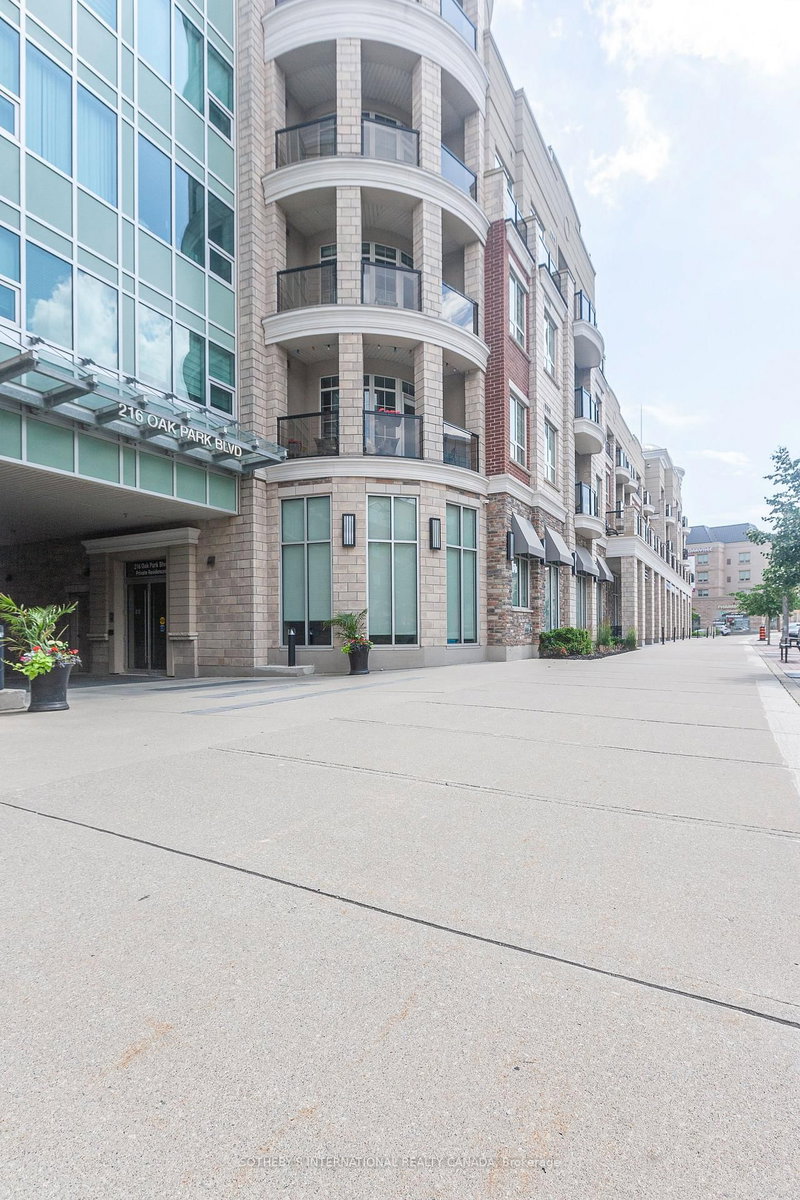 315 - 216 Oak Park Boulevard