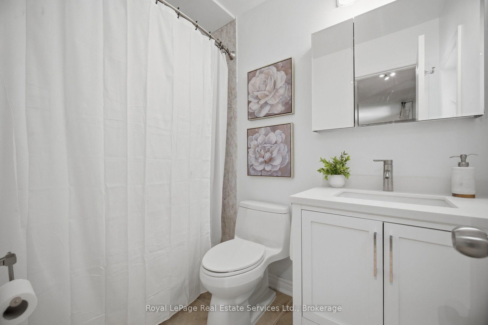 2259 Empire Crescent • Burlington, ON photo 21