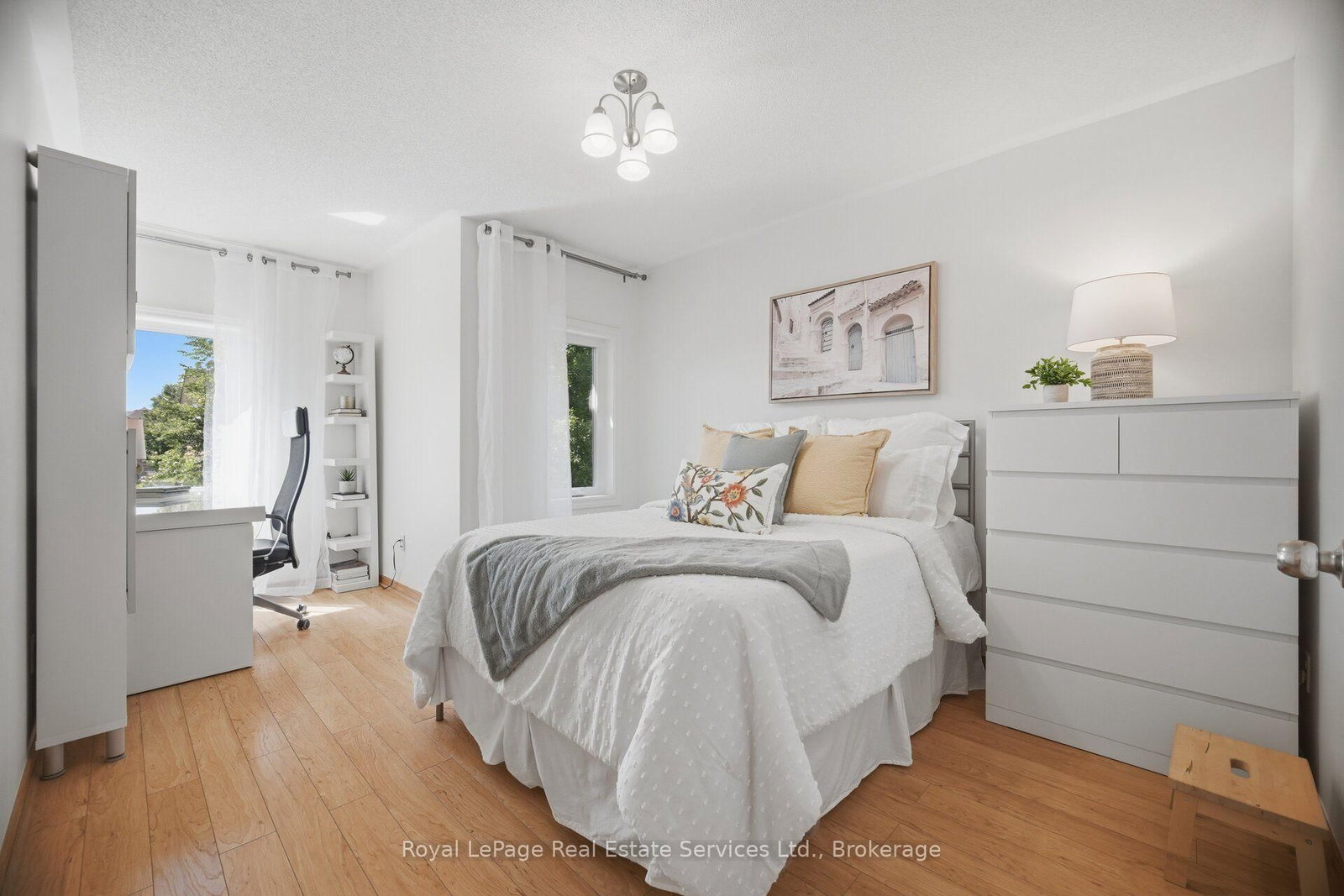 2259 Empire Crescent • Burlington, ON photo 23
