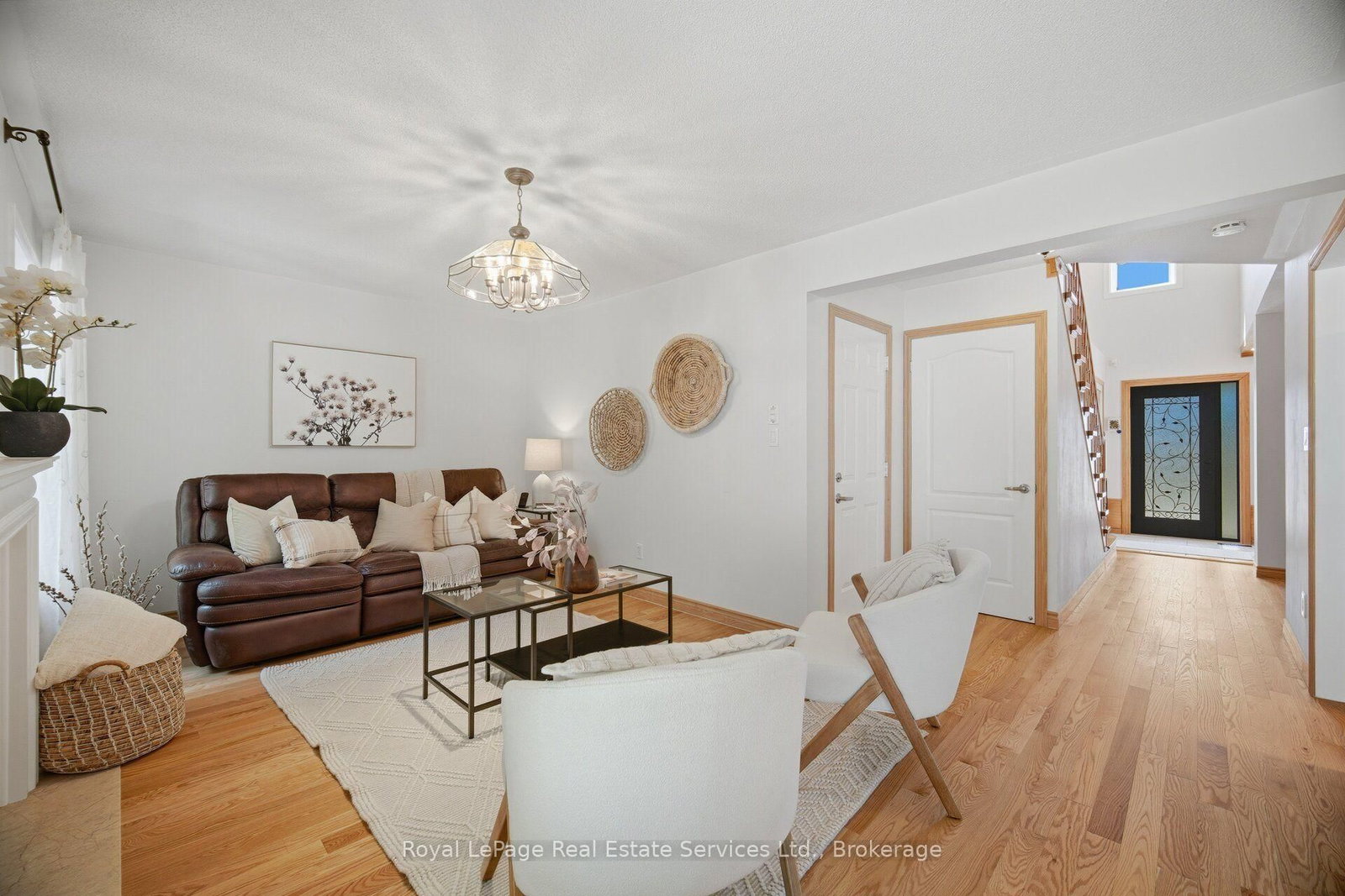 2259 Empire Crescent • Burlington, ON photo 6