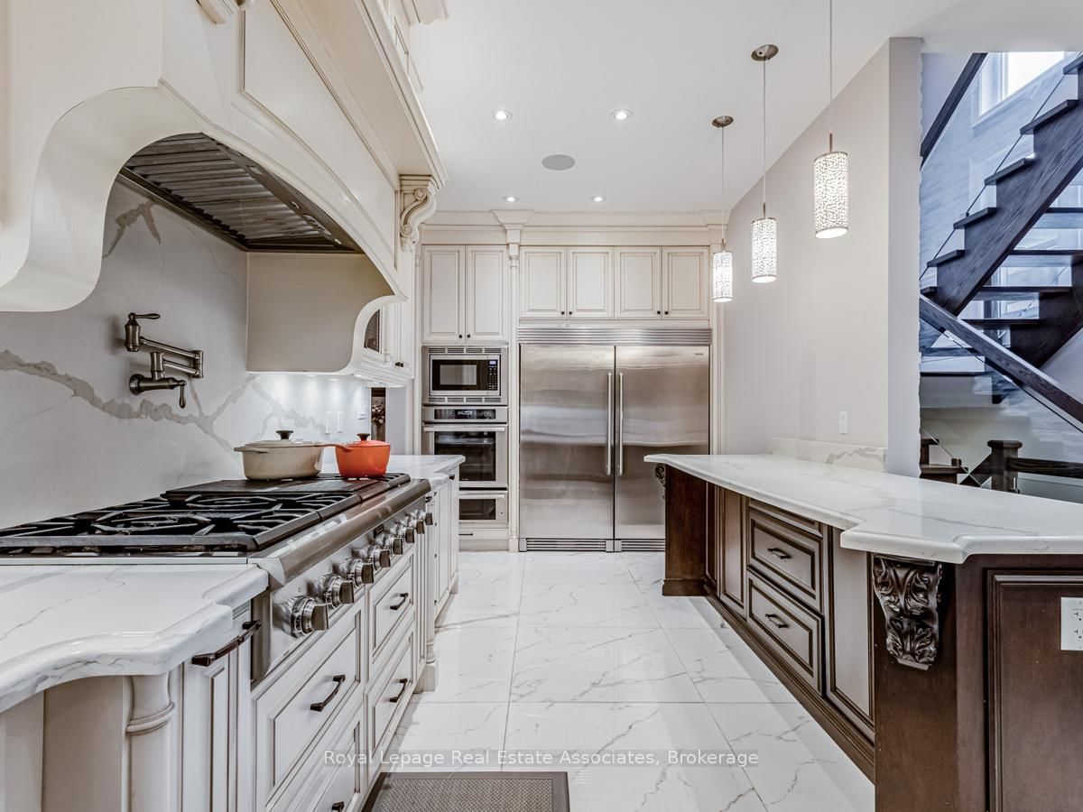 96 Elmcrest Road • Toronto, ON photo 13