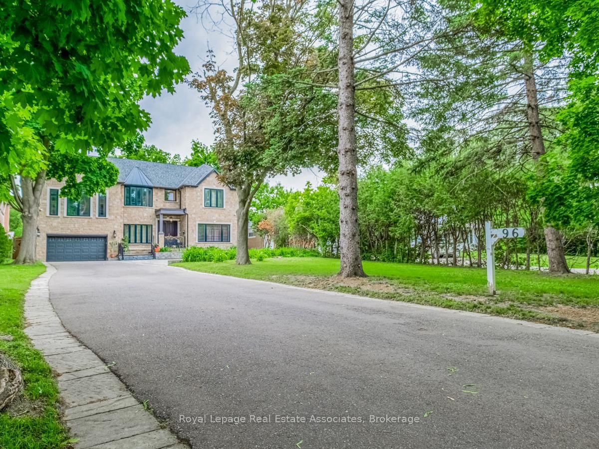 96 Elmcrest Road • Toronto, ON photo 2