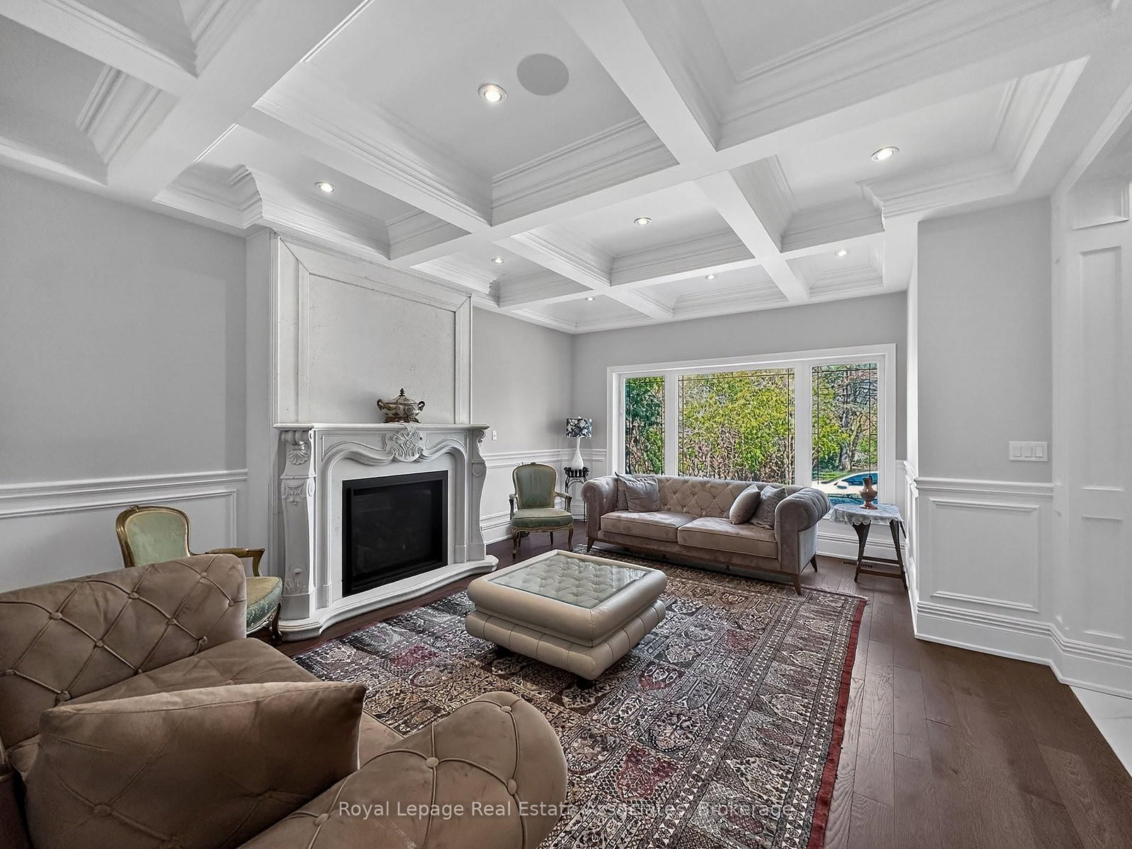 96 Elmcrest Road • Toronto, ON photo 7