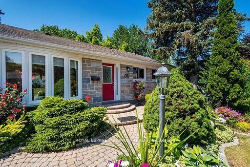 38 Abbey Road • Brampton, ON photo 18