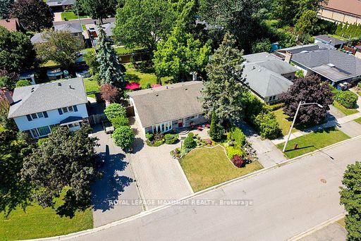 38 Abbey Road • Brampton, ON photo 19