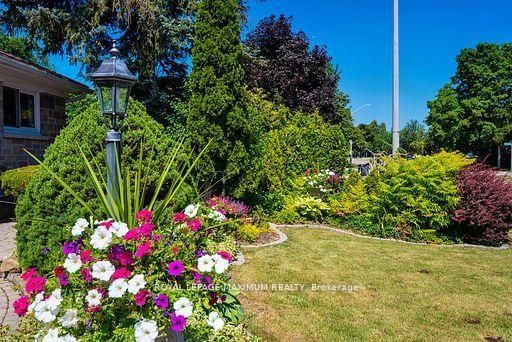 38 Abbey Road • Brampton, ON photo 21