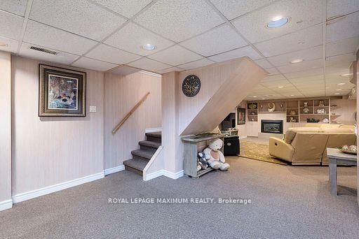 38 Abbey Road • Brampton, ON photo 24