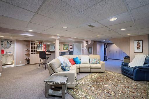38 Abbey Road • Brampton, ON photo 32