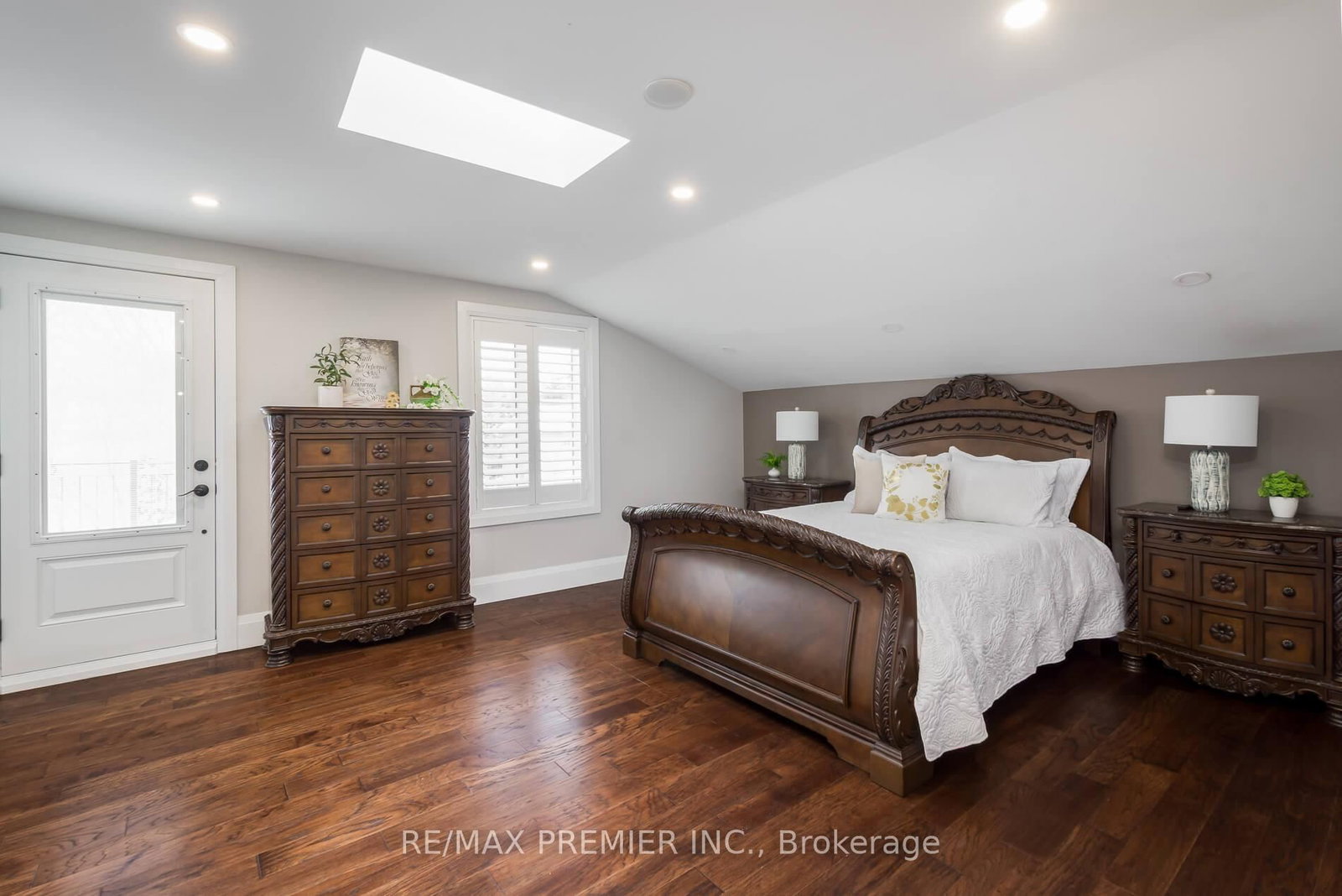 21 Elizabeth Street N • Brampton, ON photo 20