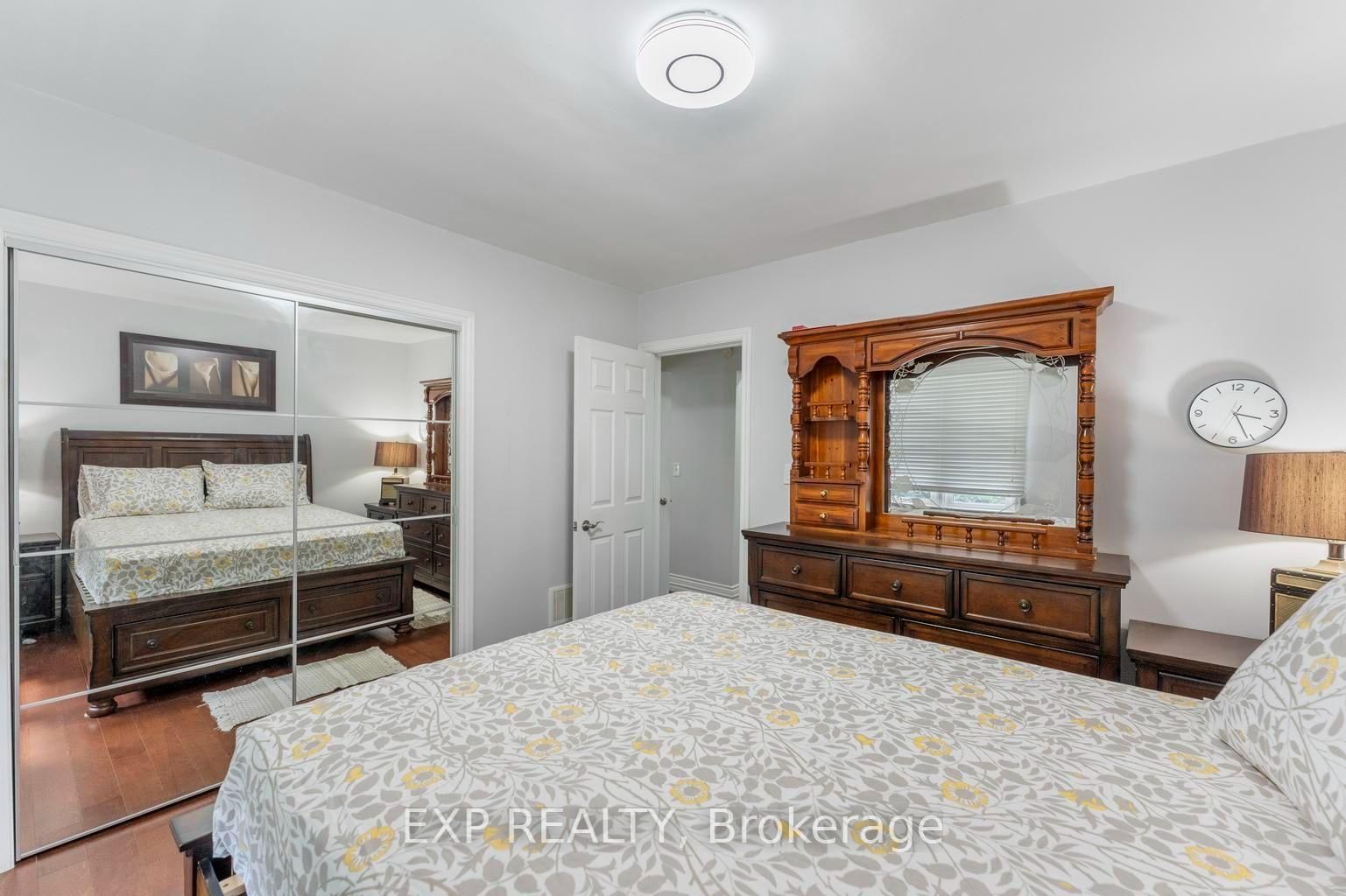 1063 Joan Drive • Burlington, ON photo 18