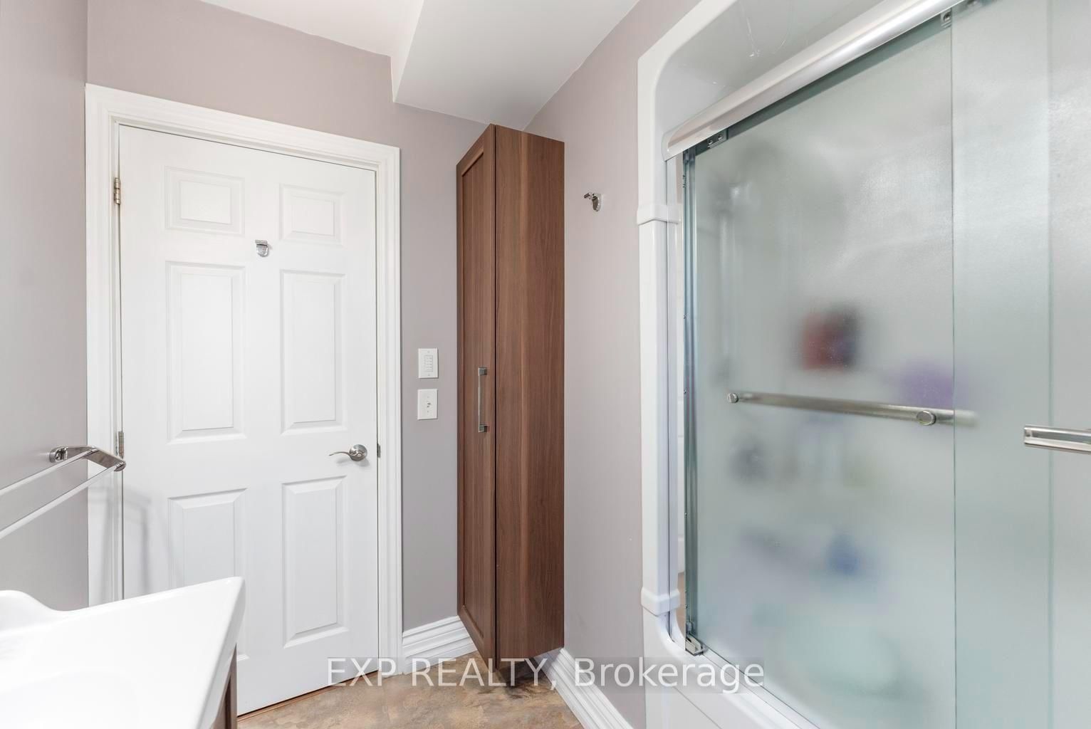 1063 Joan Drive • Burlington, ON photo 21