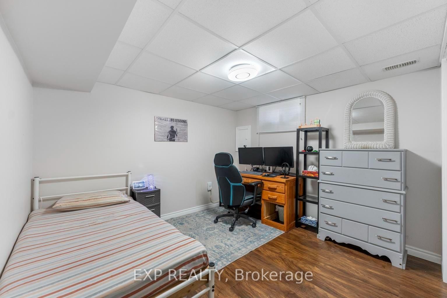1063 Joan Drive • Burlington, ON photo 37