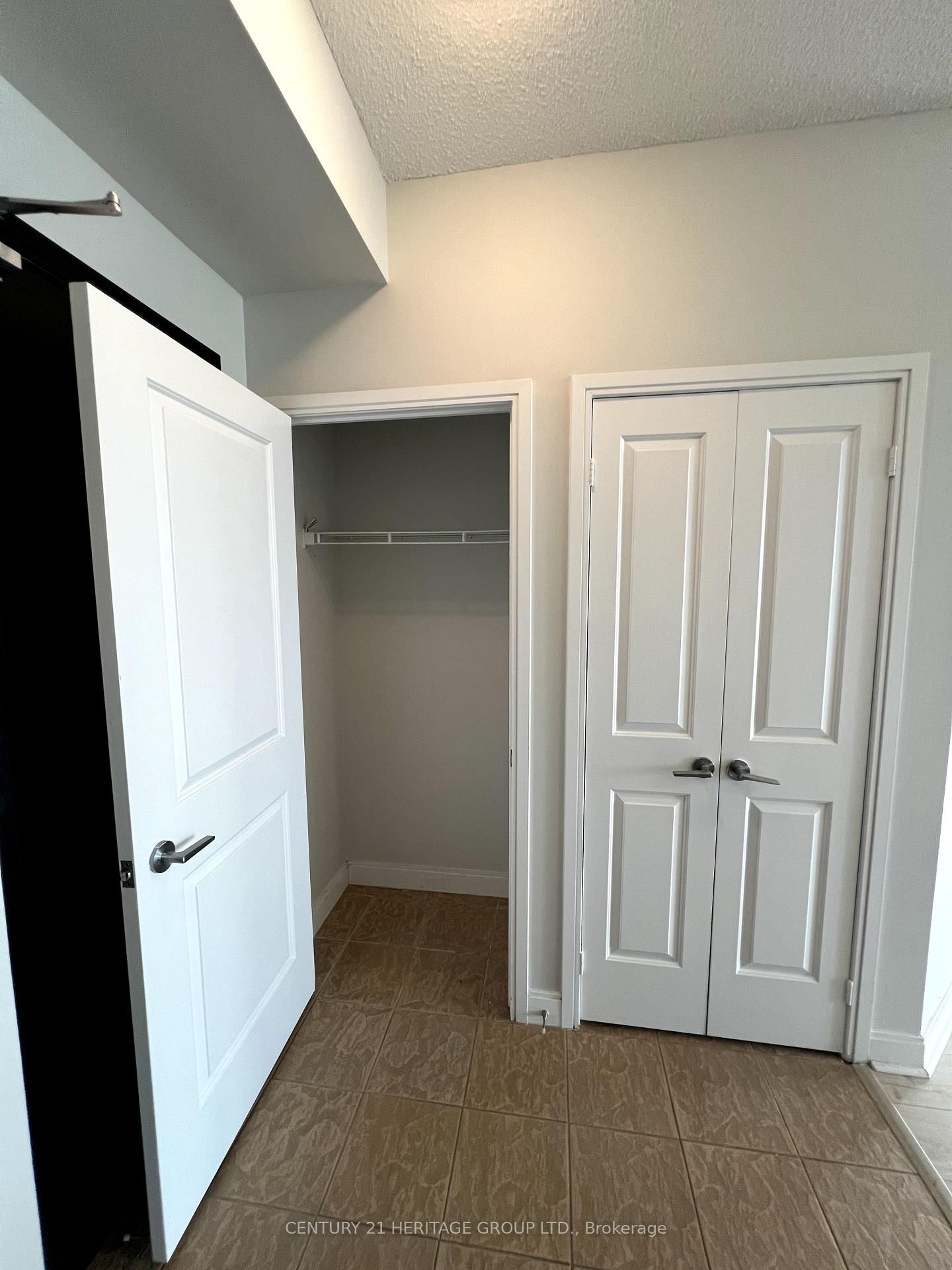 90 Absolute Avenue • #1410 • Mississauga, ON photo 8