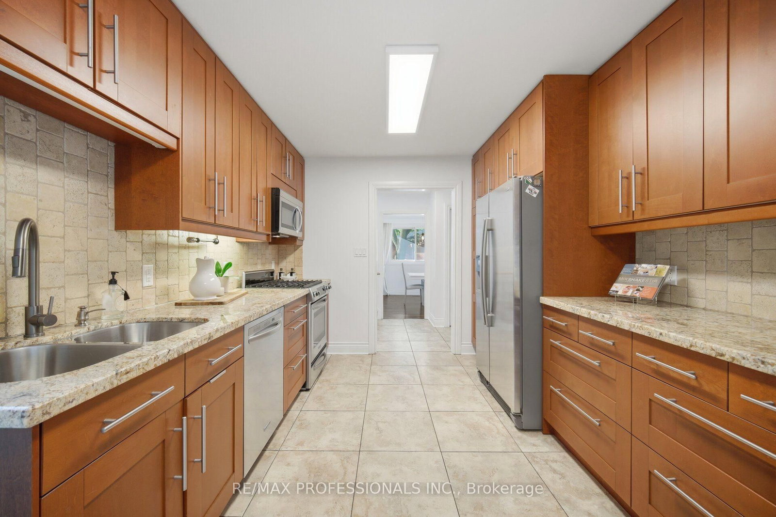 10 Hopedale Court • Mississauga, ON photo 12