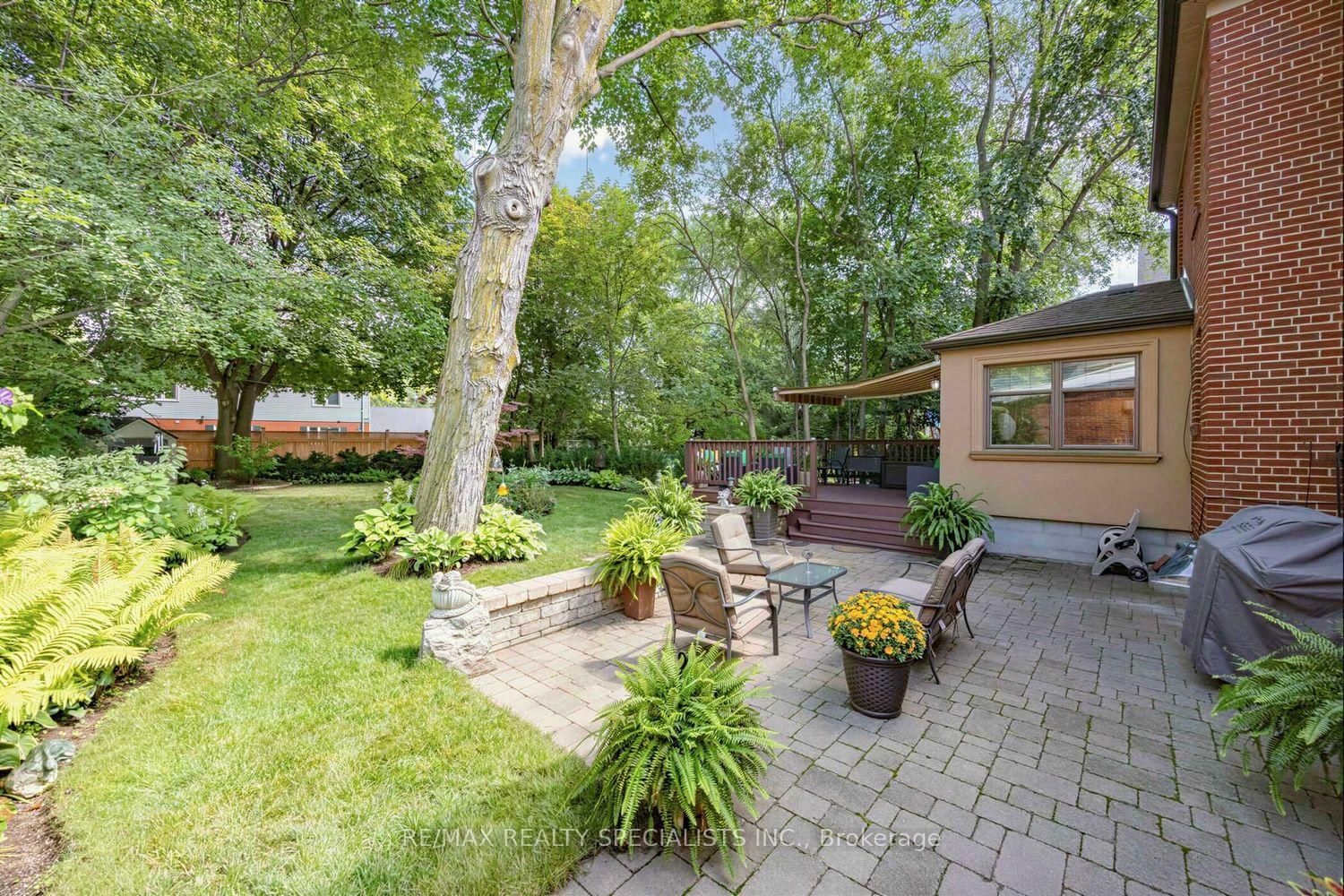 1211 Royal York Road • Toronto, ON photo 33
