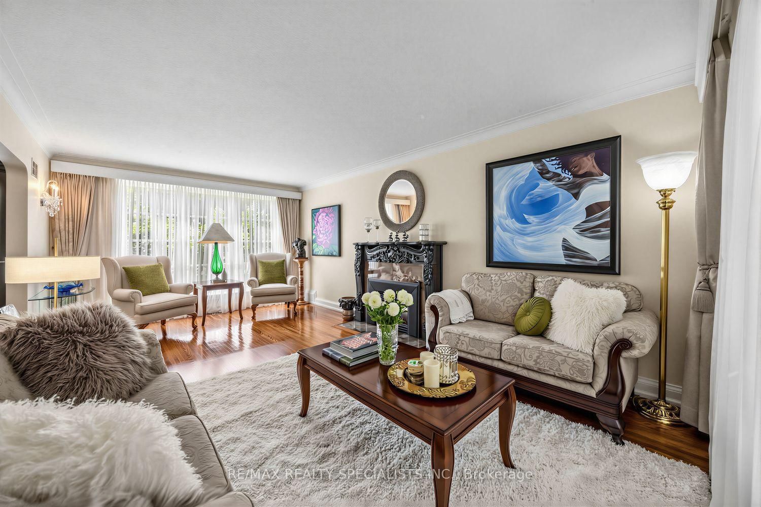 1211 Royal York Road • Toronto, ON photo 6