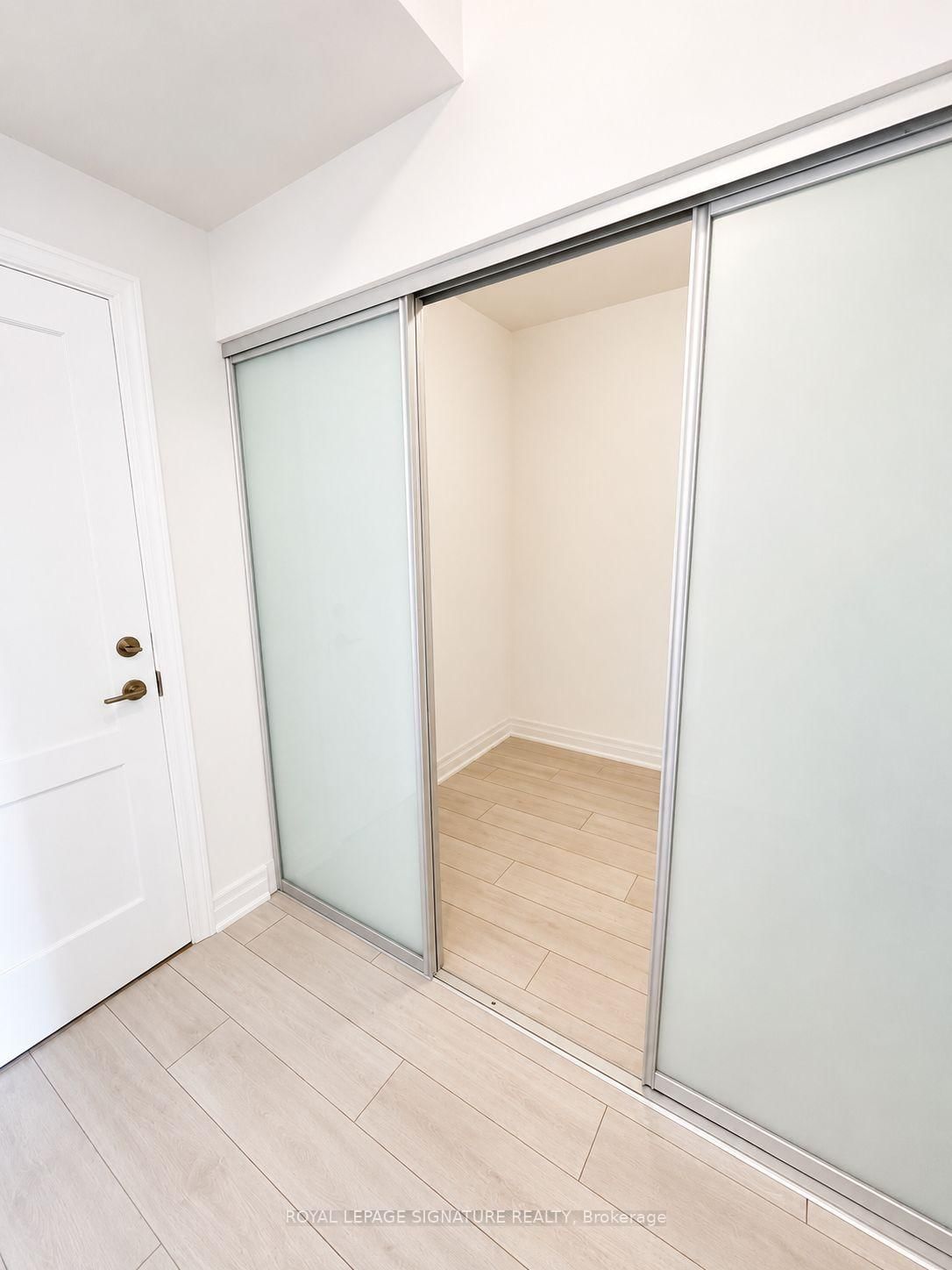 1307-30 Elm Dr, Mississauga, view 10