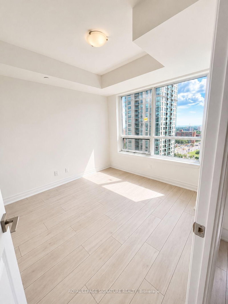 1307 - 30 Elm Drive