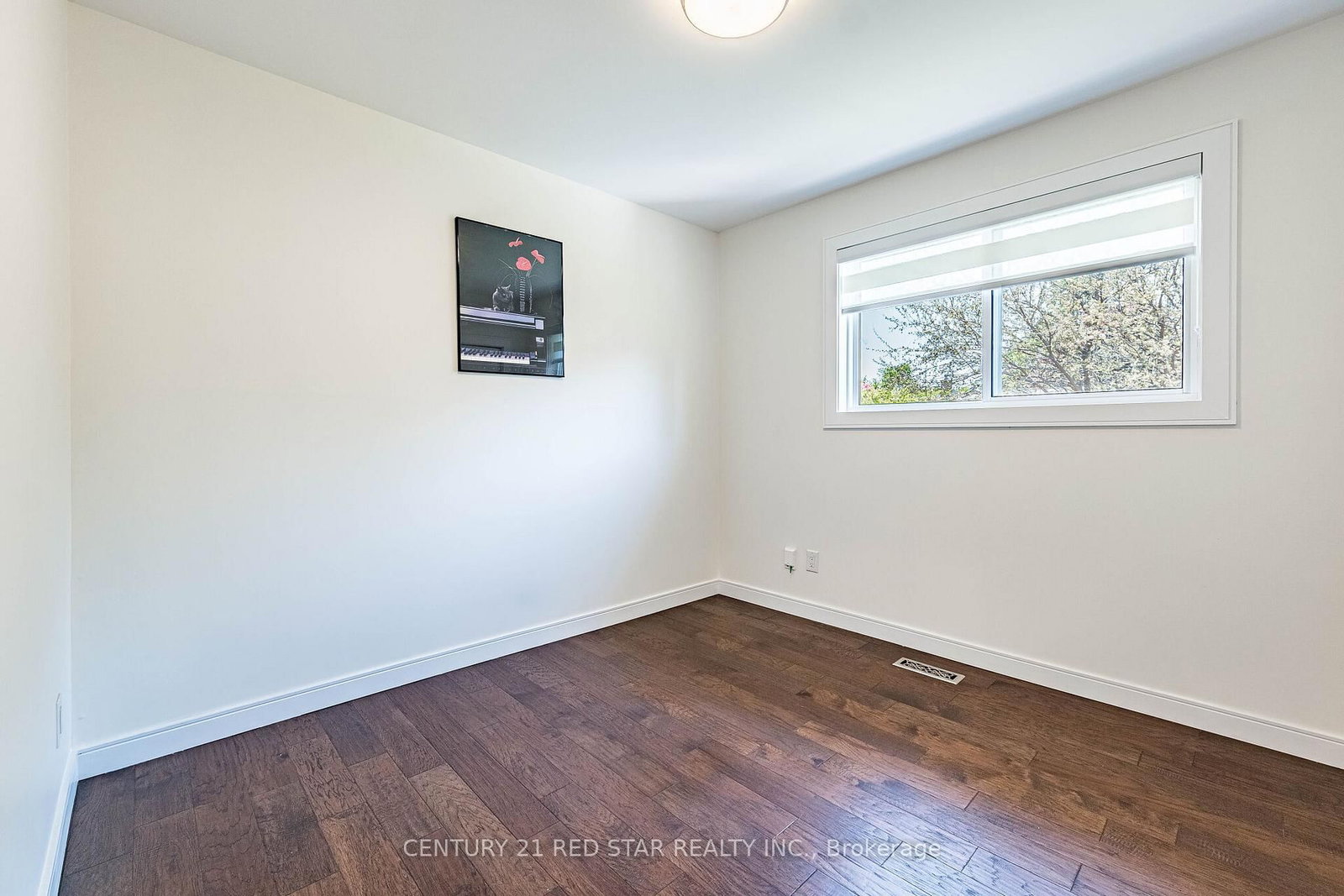 42 Broadfield Drive • Toronto, ON photo 32