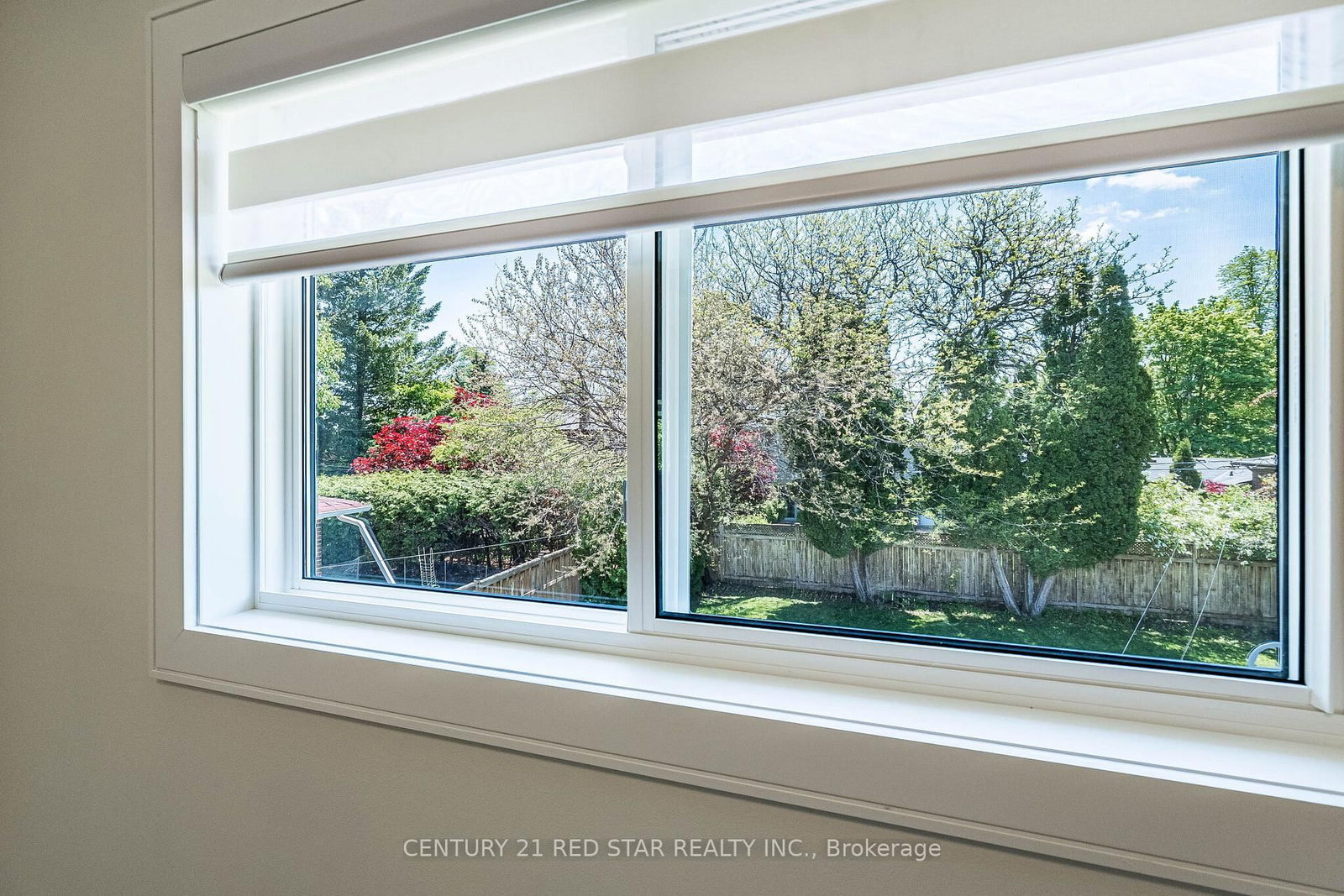 42 Broadfield Drive • Toronto, ON photo 34