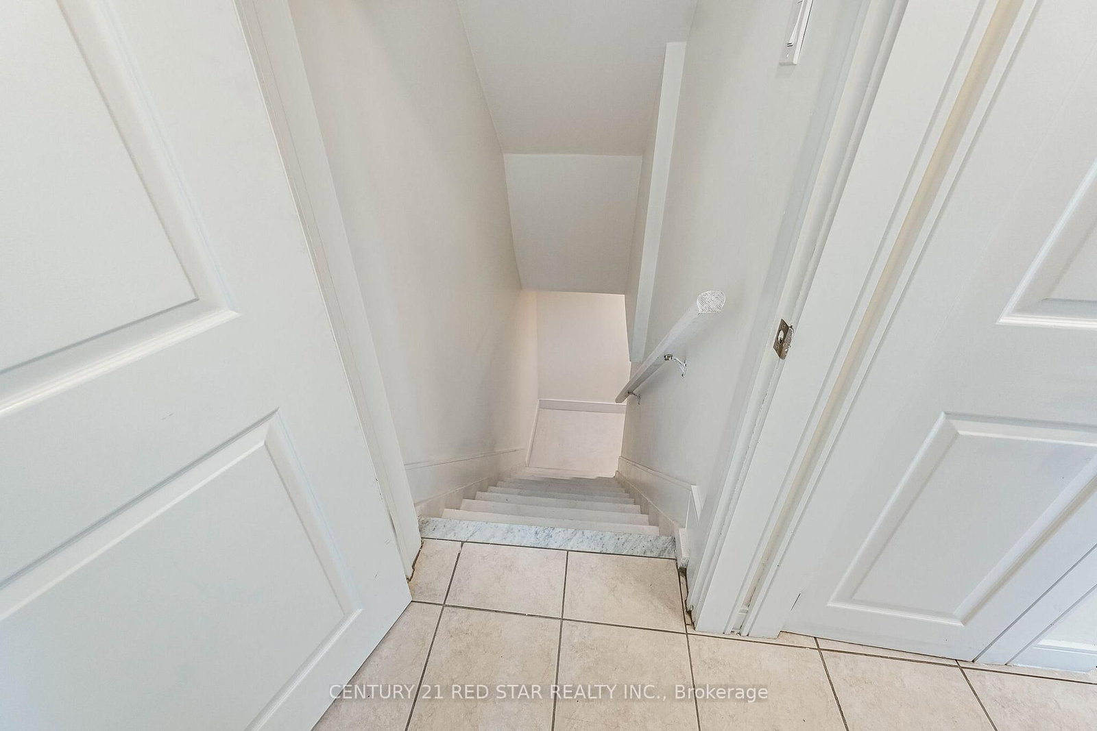 42 Broadfield Drive • Toronto, ON photo 36