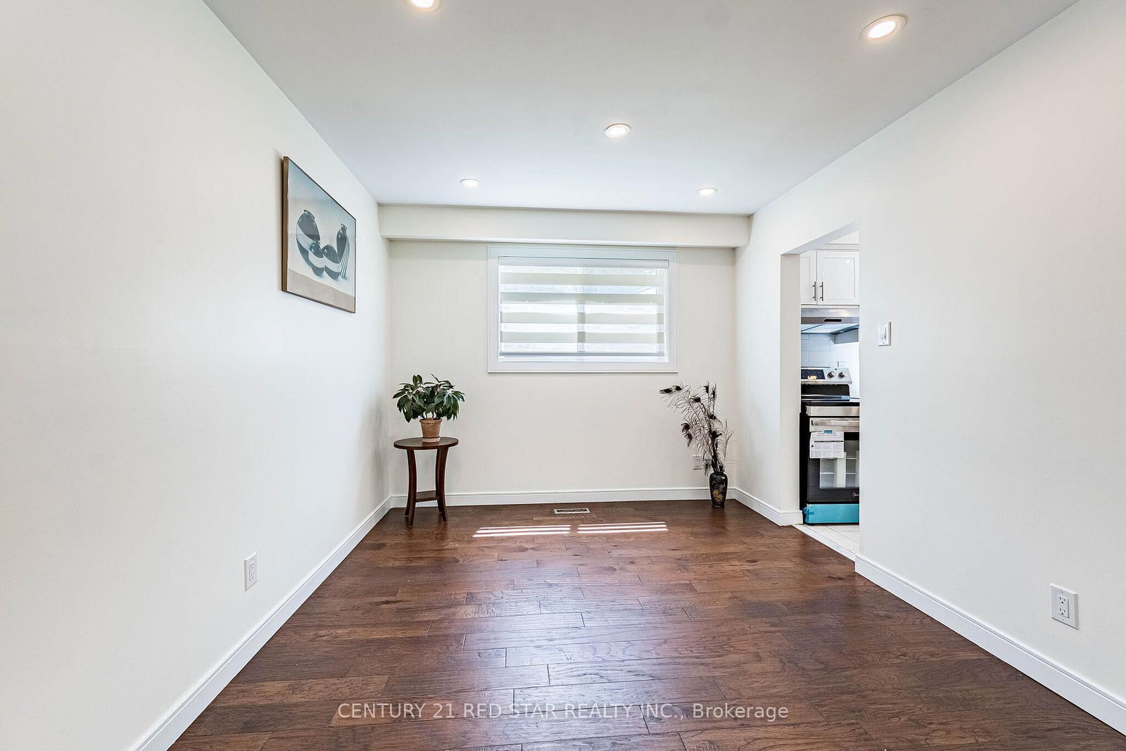 42 Broadfield Drive • Toronto, ON photo 8