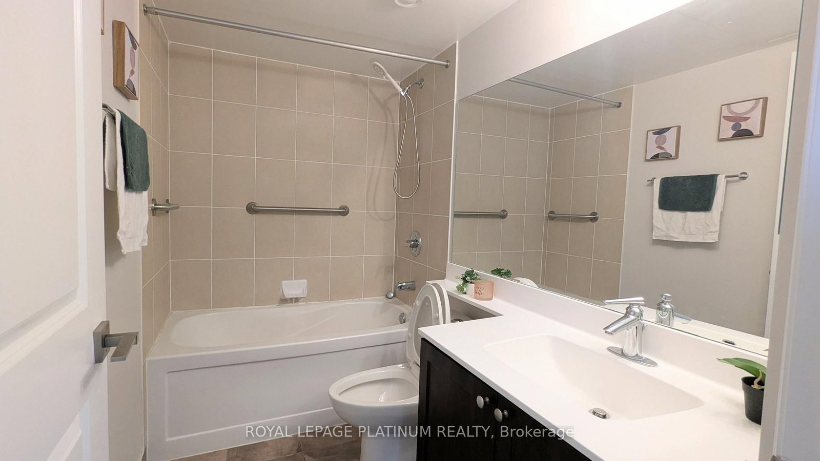 1070 Sheppard Avenue W • #503 • Toronto, ON photo 13