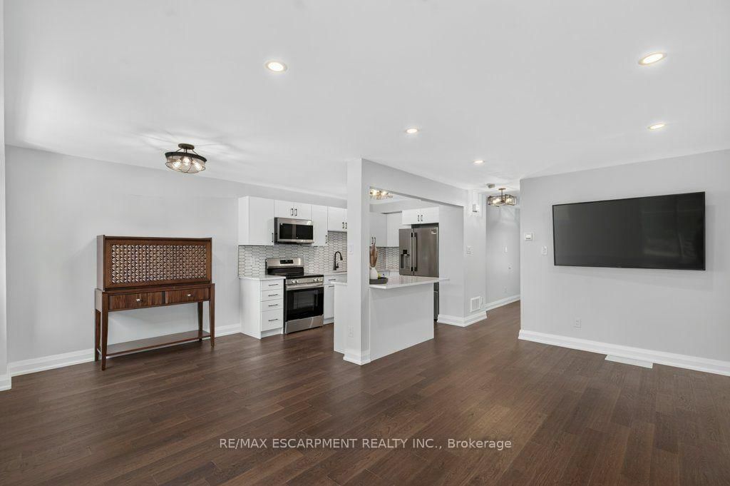 5005 Pinedale Avenue • #57 • Burlington, ON photo 18