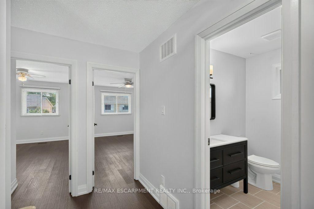 5005 Pinedale Avenue • #57 • Burlington, ON photo 22