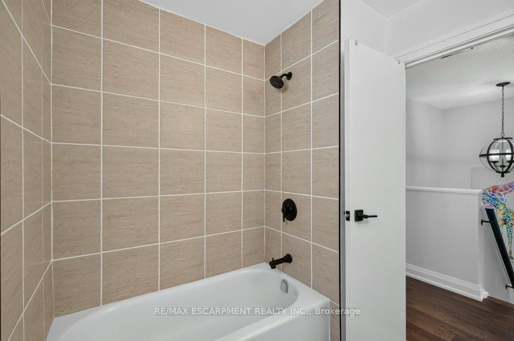 5005 Pinedale Avenue • #57 • Burlington, ON photo 31