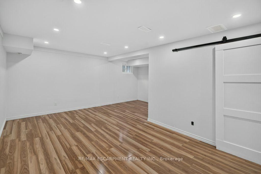 5005 Pinedale Avenue • #57 • Burlington, ON photo 33