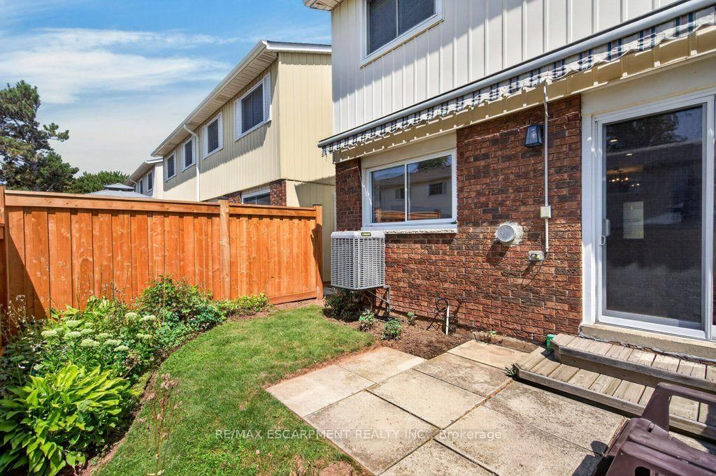 5005 Pinedale Avenue • #57 • Burlington, ON photo 40