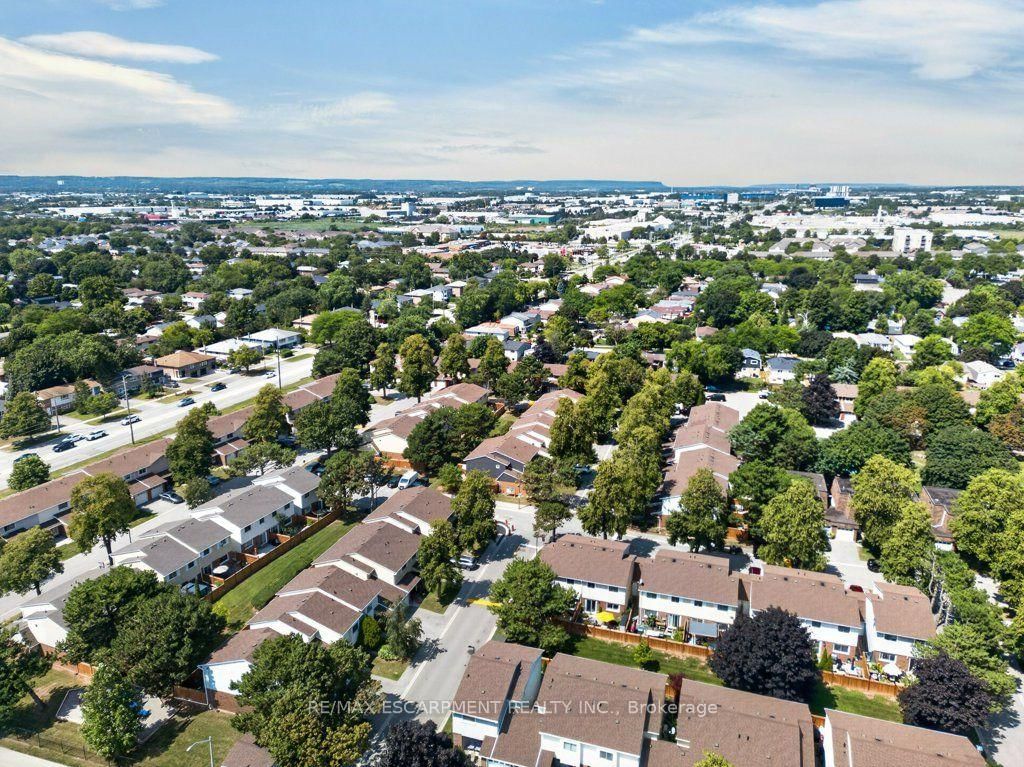 5005 Pinedale Avenue • #57 • Burlington, ON photo 49