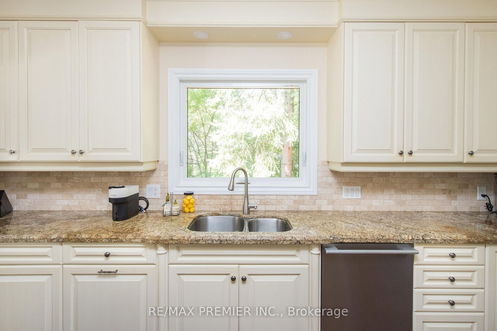 2064 Dickson Road • Mississauga, ON photo 23