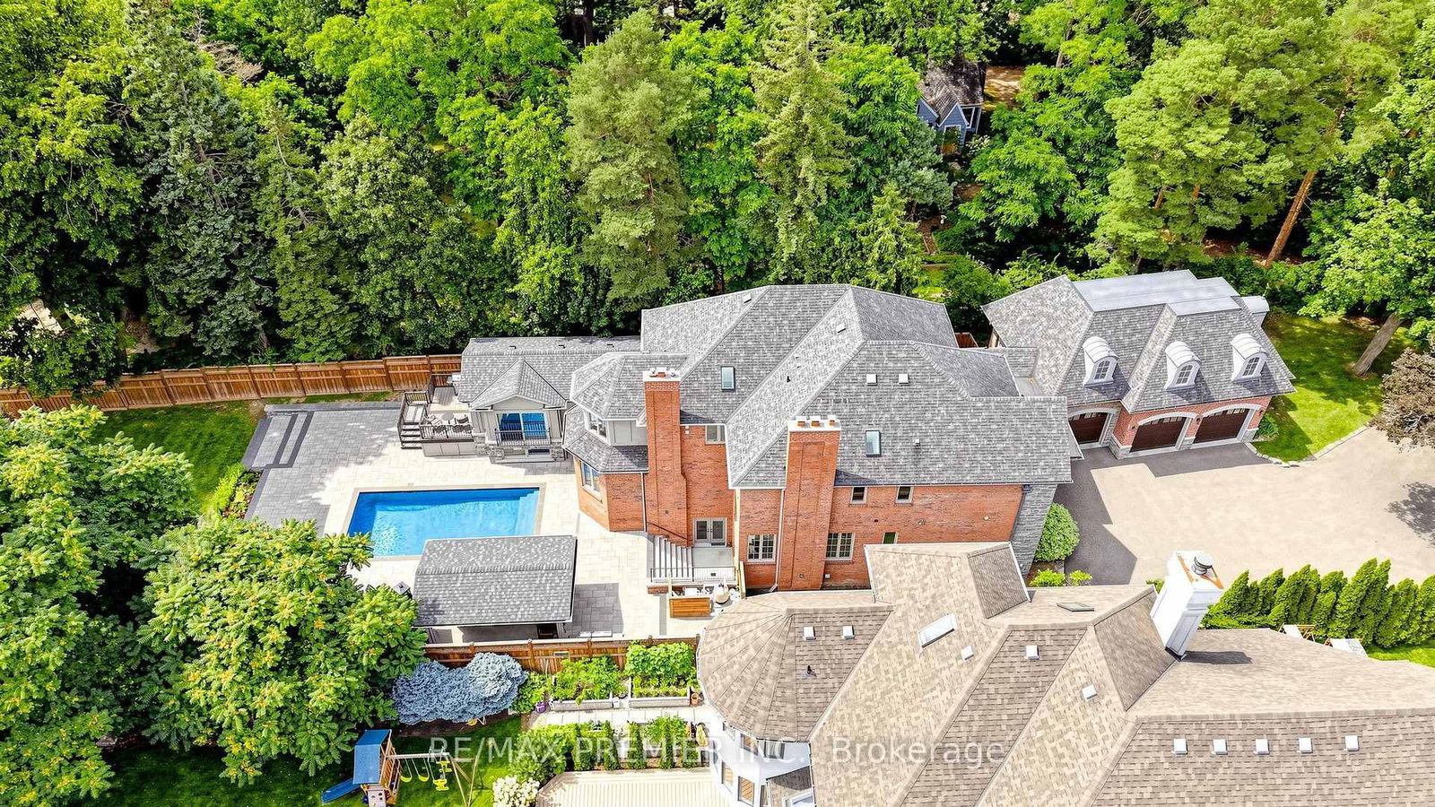 2064 Dickson Road • Mississauga, ON photo 50
