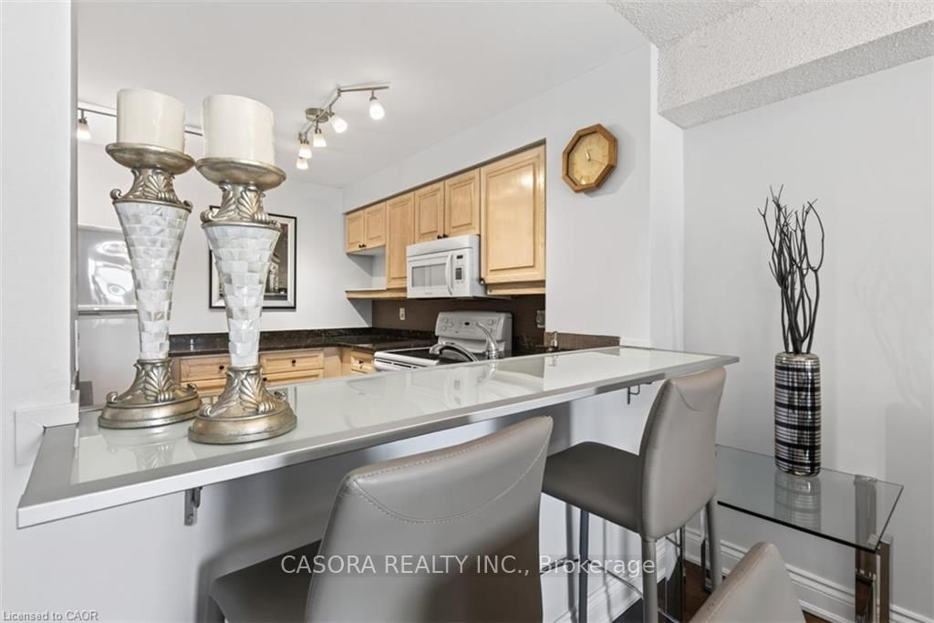 1276 Maple Crossing Boulevard • #903 • Burlington, ON photo 16