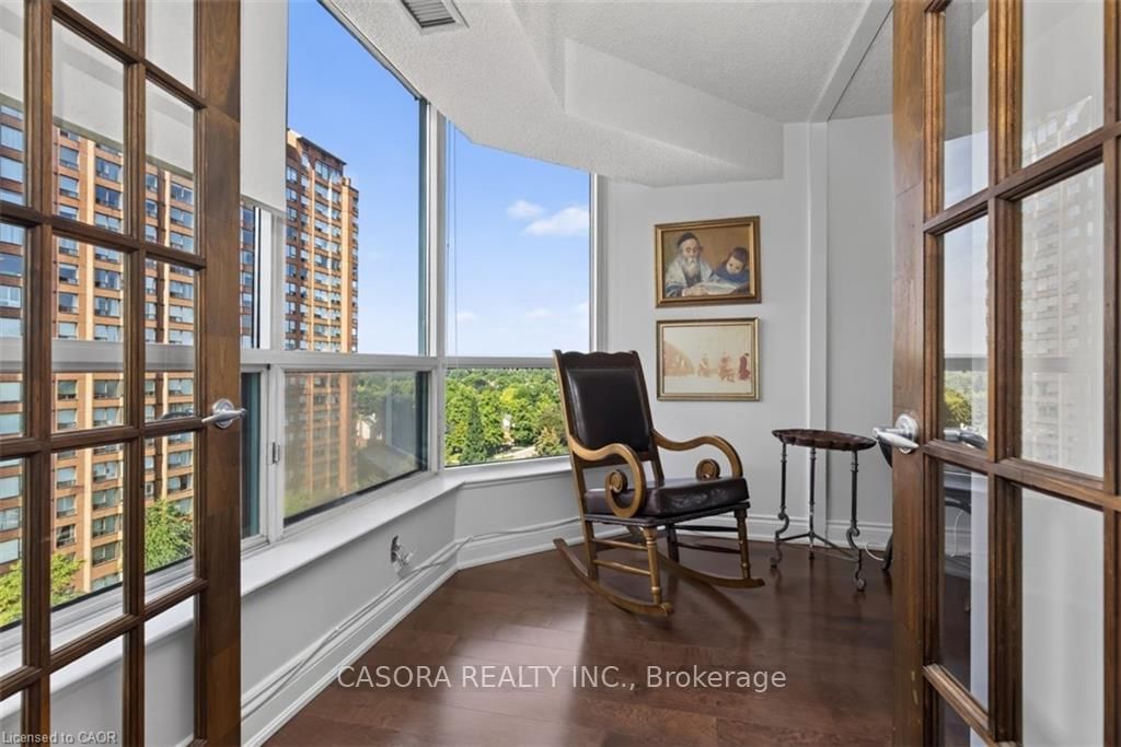 1276 Maple Crossing Boulevard • #903 • Burlington, ON photo 24