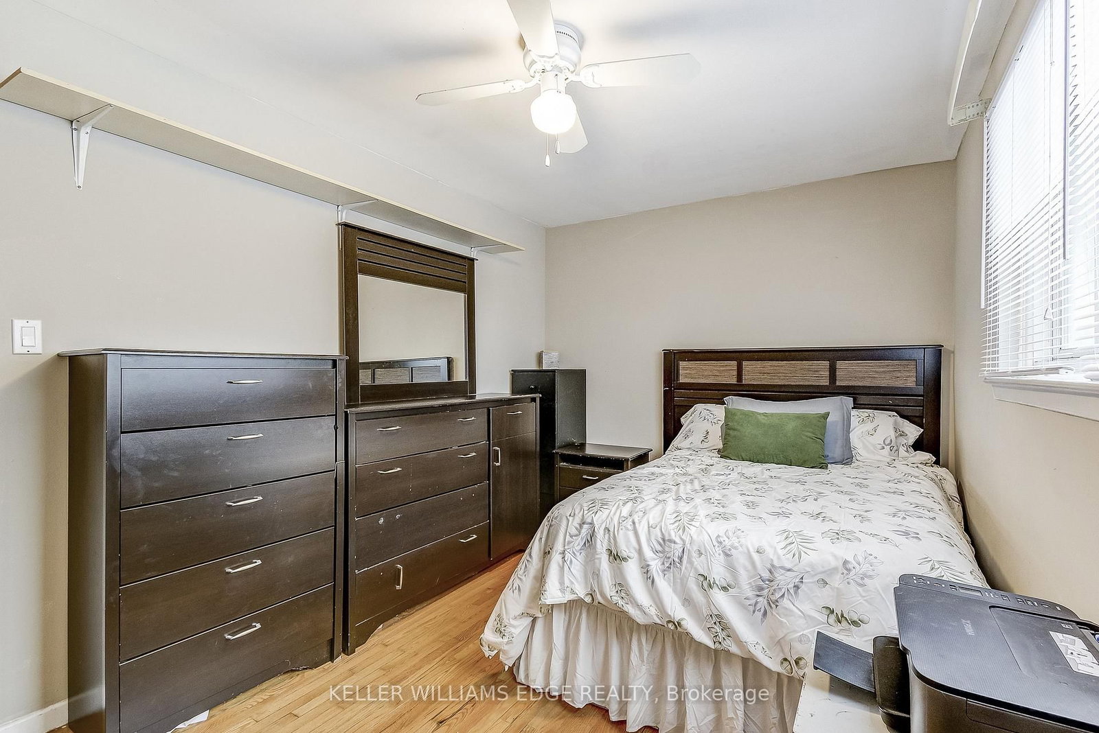 2145 Sandringham Drive • Burlington, ON photo 11