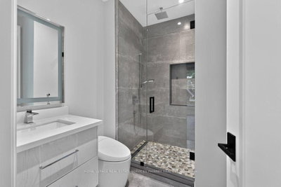 533 Carson Oakville,ON L6J 6M3 — Photo 26