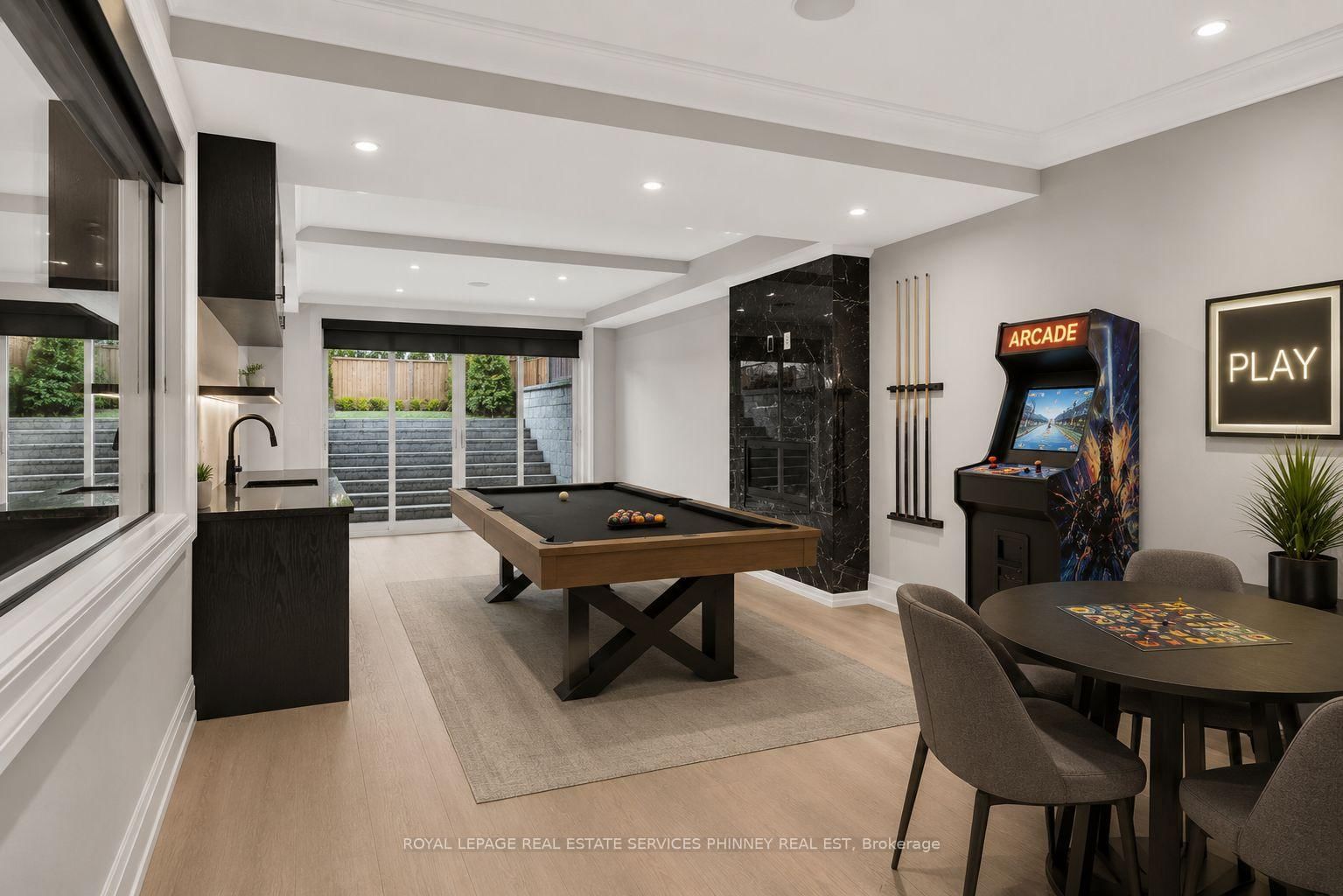 533 Carson Lane • Oakville, ON photo 43