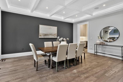 533 Carson Lane • Oakville, ON photo 5