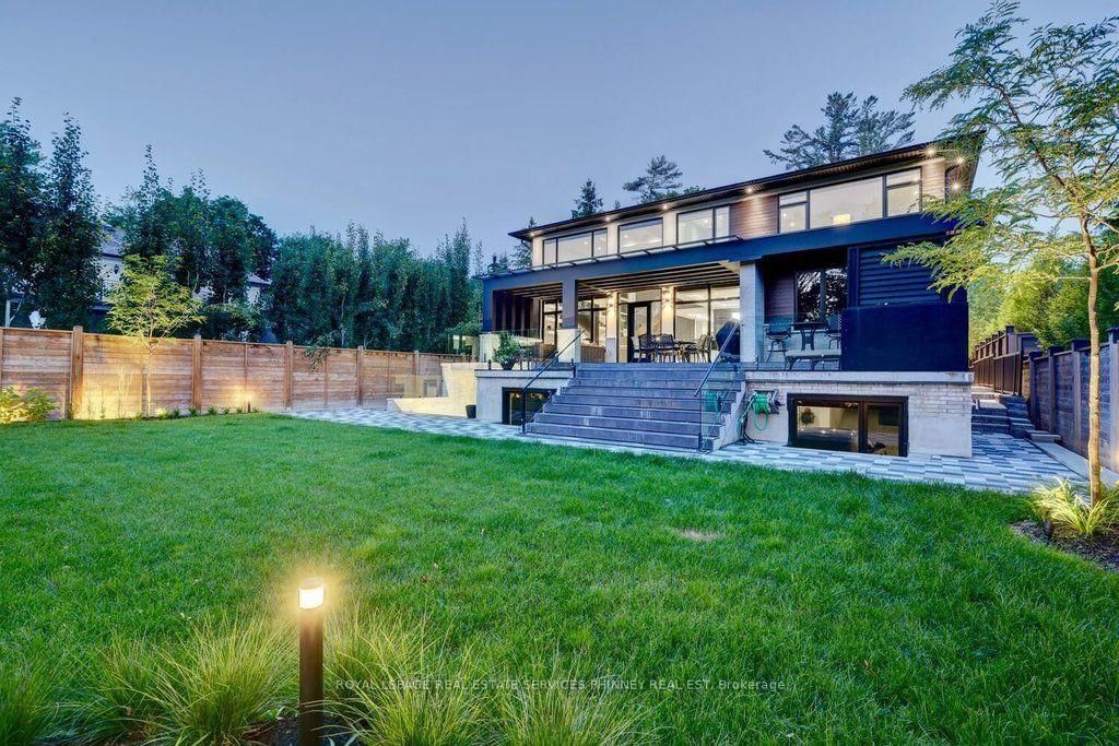 533 Carson Lane • Oakville, ON photo 50