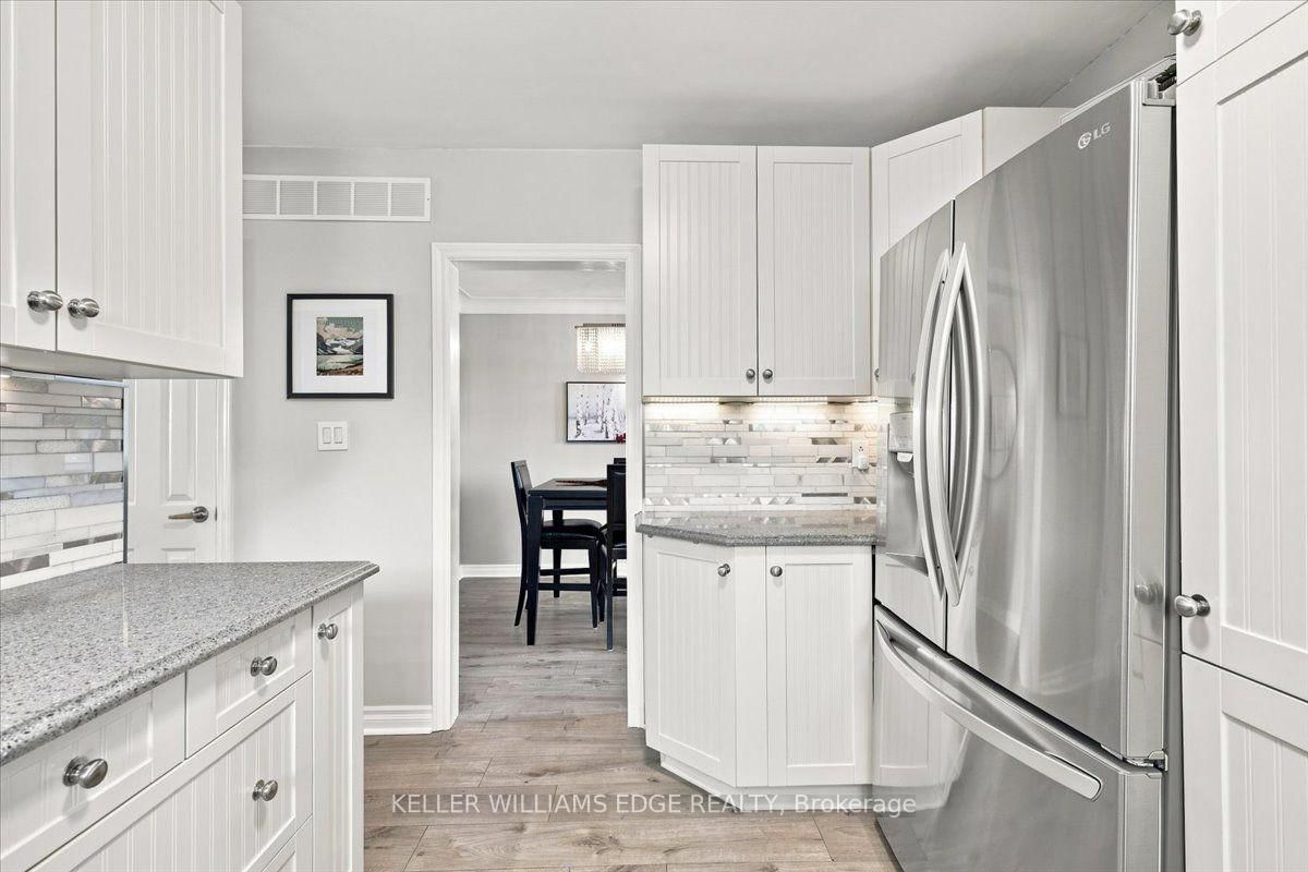 2407 Barclay Road • Burlington, ON photo 14