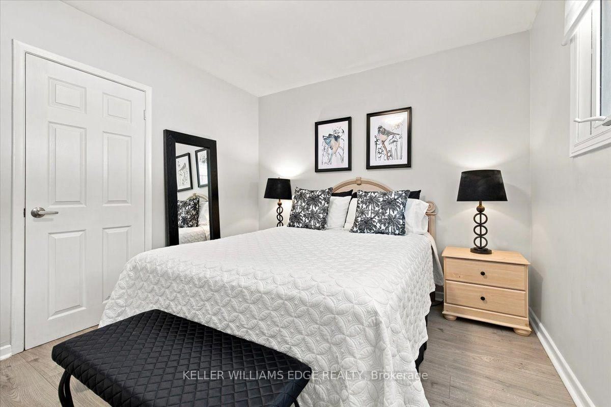 2407 Barclay Road • Burlington, ON photo 19