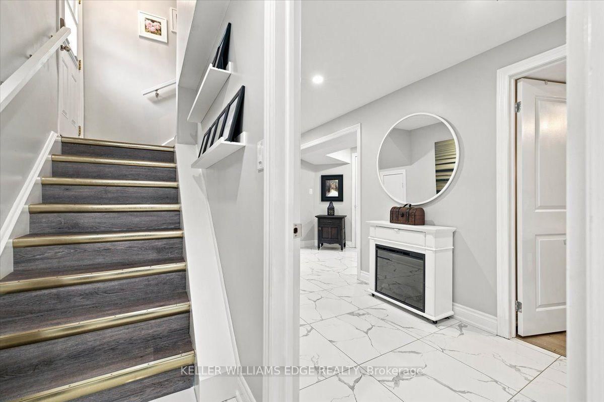2407 Barclay Road • Burlington, ON photo 25