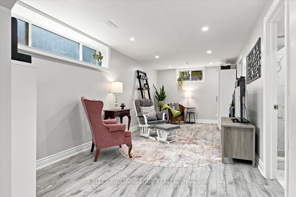2407 Barclay Road • Burlington, ON photo 27