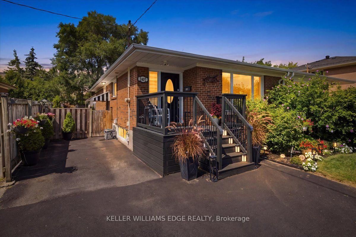 2407 Barclay Road • Burlington, ON photo 3