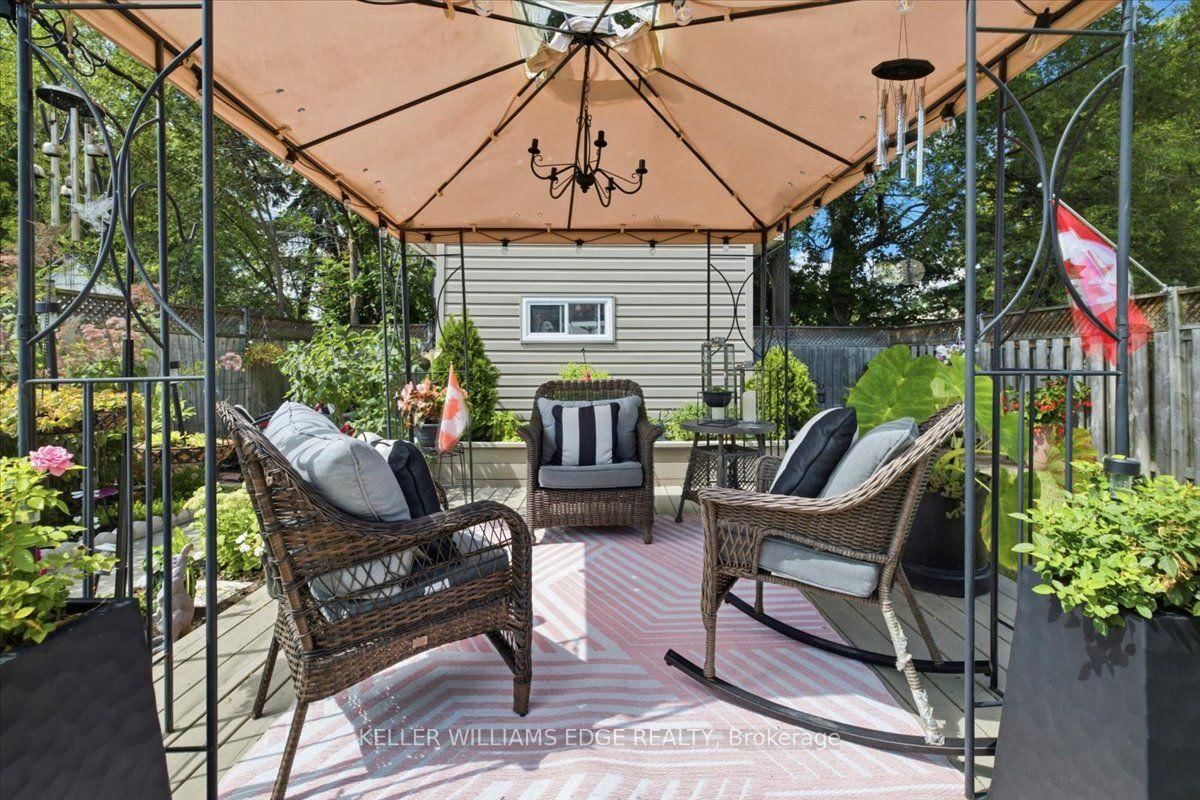 2407 Barclay Road • Burlington, ON photo 40