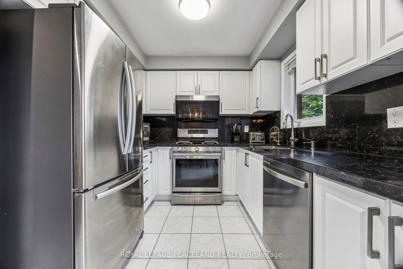 53 Senator Way • Caledon, ON photo 19